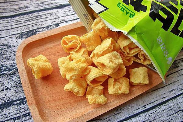 【宅配零食】寶貝女孩箱-超過十種不同口味異國零食、餅乾大集合！還有機會獲得賓士、馬爾地夫、沙巴豪華旅遊、GOGORO等大獎哦！