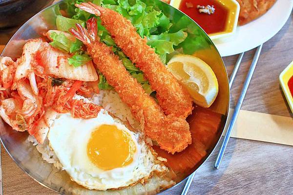 【桃園美食】劉震川日韓大食館-火烤兩吃、韓式炸雞等多種韓式美食讓你一次滿足