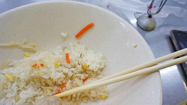 【板橋美食】程記美食-CP值爆表!超便宜銅板價格，附近學生才知道的店家