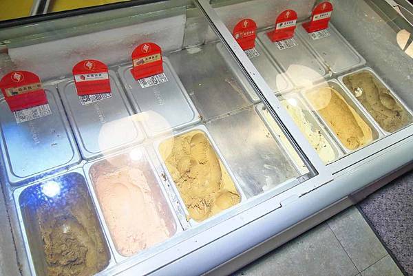 【台北美食】好客海鮮炭火燒肉-厚切牛舌、牛小排、橫膈膜等超過２００樣食材無限量吃到飽