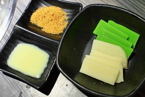 【台北美食】好客海鮮炭火燒肉-厚切牛舌、牛小排、橫膈膜等超過２００樣食材無限量吃到飽