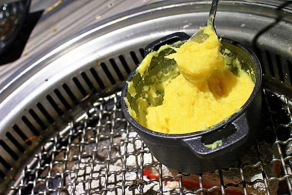 【台北美食】好客海鮮炭火燒肉-厚切牛舌、牛小排、橫膈膜等超過２００樣食材無限量吃到飽