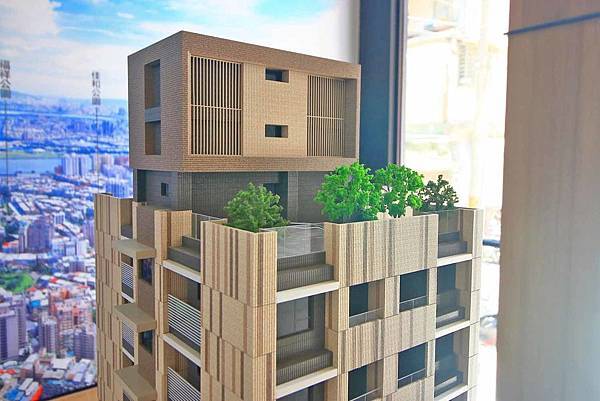 【中和建案】中河棧-中和捷運600米，樓下即是超商、全聯，臨近大潤發、迪卡儂超方便生活機能捷運宅