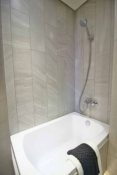 【中和建案】中河棧-中和捷運600米，樓下即是超商、全聯，臨近大潤發、迪卡儂超方便生活機能捷運宅