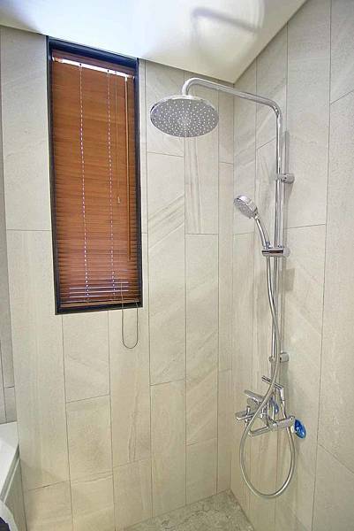 【中和建案】中河棧-中和捷運600米，樓下即是超商、全聯，臨近大潤發、迪卡儂超方便生活機能捷運宅