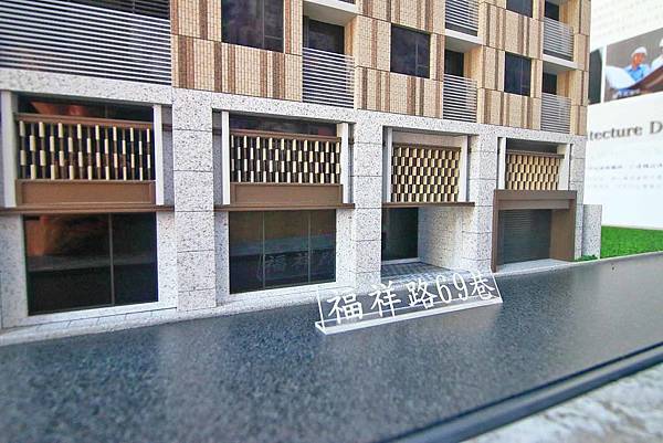 【中和建案】中河棧-中和捷運600米，樓下即是超商、全聯，臨近大潤發、迪卡儂超方便生活機能捷運宅