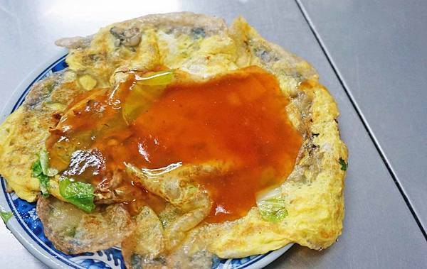 【板橋美食】新生街蚵仔煎-超便宜!只要50元就能吃到美味又迷人的蚵仔煎 【板橋美食】新生街蚵仔煎-超便宜!只要50元就能吃到美味又迷人的蚵仔煎