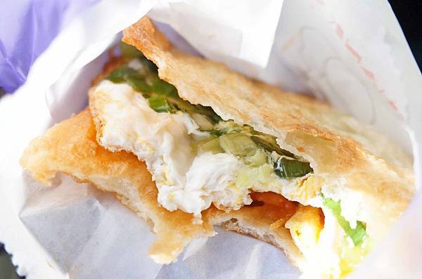 【宜蘭美食】頂埔阿嬤蔥油餅-從早上開到晚上的必吃美味蔥油餅