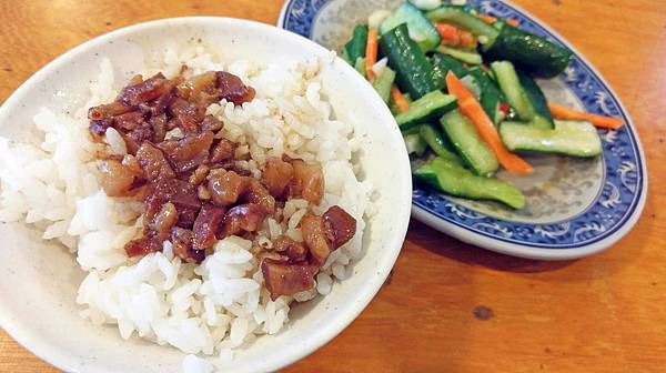 【台北美食】芝山鵝肉切仔麵-絕無僅有的10元魯肉飯10元切仔麵