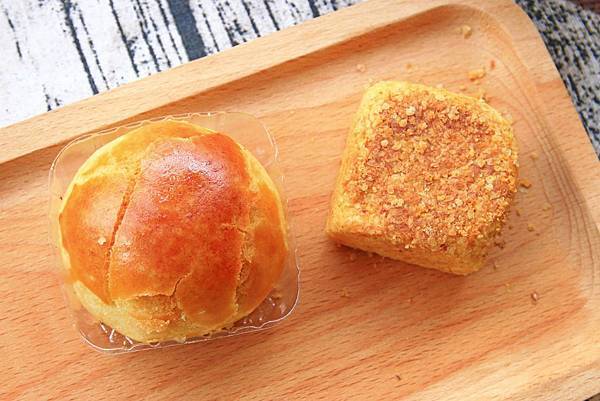 【中秋節月餅禮盒開箱文！】８家不同品牌老字號糕餅店評比！佳德糕餅、長興餅店、雪花齋、王師父餅舖、宝泉百年餅舖、台北犁記、月十二曲、君城本家，哪一家最推薦、最好吃！