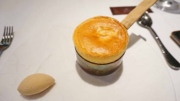 【台北美食】A CUT牛排館-傳說中最高檔有名的牛排館餐廳之一