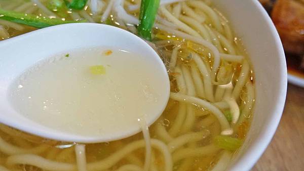 【台北美食】老街切仔麵-芝山捷運站旁在地人推薦的美食小吃店