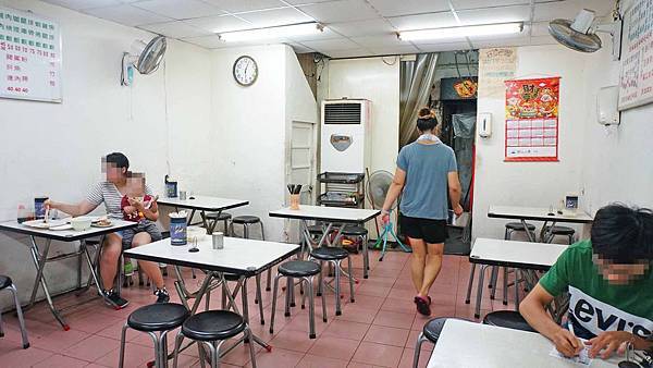 【台北美食】社中小吃店-用餐時間都會有超多人潮的便當小吃店