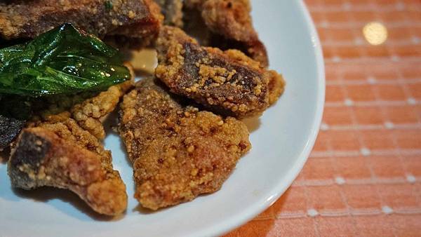 【台北美食】阿薩姆海鮮快炒店-不少附近居民推薦的美味熱炒店