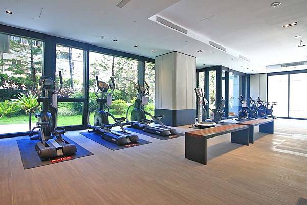 【汐止建案】忠孝大院-千坪莊園，有如大型院園般舒適環境，鄰近火車站5分鐘，生活機能樣樣都方便