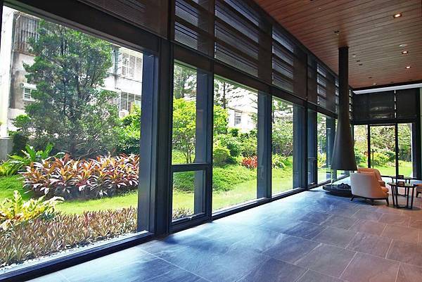 【汐止建案】忠孝大院-千坪莊園，有如大型院園般舒適環境，鄰近火車站5分鐘，生活機能樣樣都方便