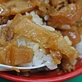 【汐止美食】大汐止排骨酥麵-在地人也讚不絕口的超強魯肉飯