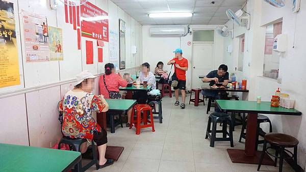 【汐止美食】大汐止排骨酥麵-在地人也讚不絕口的超強魯肉飯