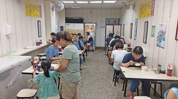 【台北美食】阿宗蚵仔煎-不少在地人都激推的蚵仔煎小吃店