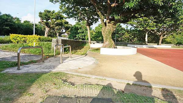 【沖繩景點】浦添公園溜滑梯-長度超過90公尺需滑1分鐘以上的超長滾輪式溜滑梯