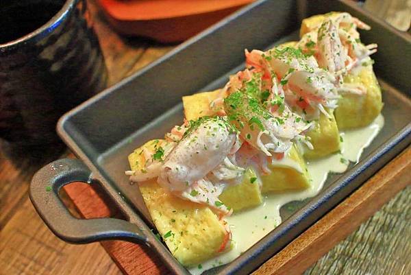 【台北中山區居酒屋推薦】ABV日式居酒館-超過300款世界精釀啤酒搭配日式居酒屋美食，獨特的日式與西式酒吧風格結合，創造出不一樣的美食文化