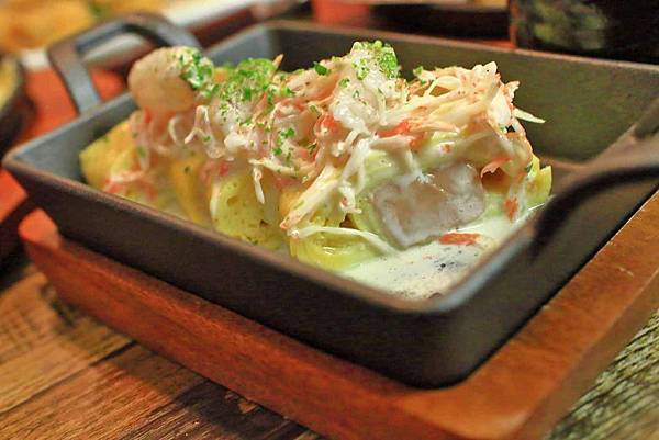 【台北中山區居酒屋推薦】ABV日式居酒館-超過300款世界精釀啤酒搭配日式居酒屋美食，獨特的日式與西式酒吧風格結合，創造出不一樣的美食文化