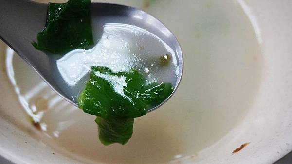 【台北美食】開泰美食-便宜美味又大顆的餛飩湯美食 【台北美食】開泰美食-便宜美味又大顆的餛飩湯美食