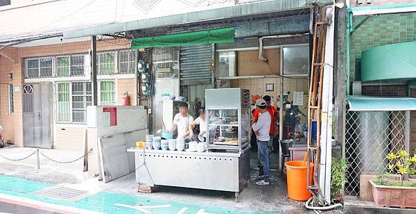 【台北美食】無名古早味陽春麵-附近不少上班族推薦的無名麵店