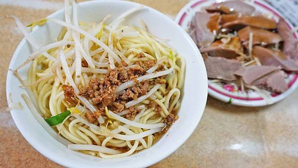 【台北美食】無名古早味陽春麵-附近不少上班族推薦的無名麵店
