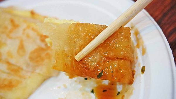 【花蓮美食】府前食坊-在地人都讚不絕口的美味蛋餅