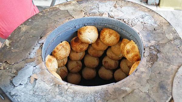 【台北美食】赤肉胡椒餅-只要名店一半的價格就能吃到美味的胡椒餅