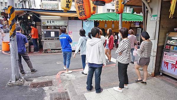 【台北美食】以琳廣東粥-附近上班族都推薦的美味炒飯店