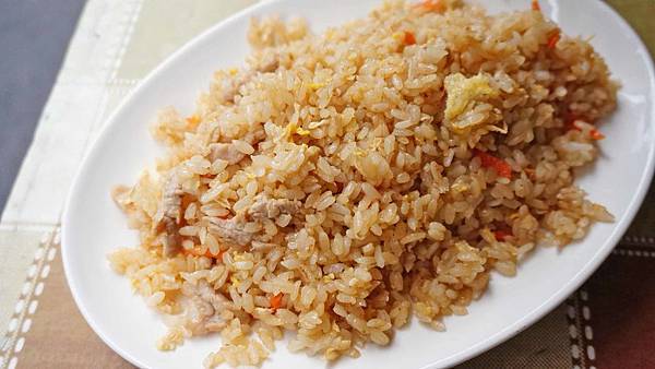 【台北美食】以琳廣東粥-附近上班族都推薦的美味炒飯店 【台北美食】以琳廣東粥-附近上班族都推薦的美味炒飯店