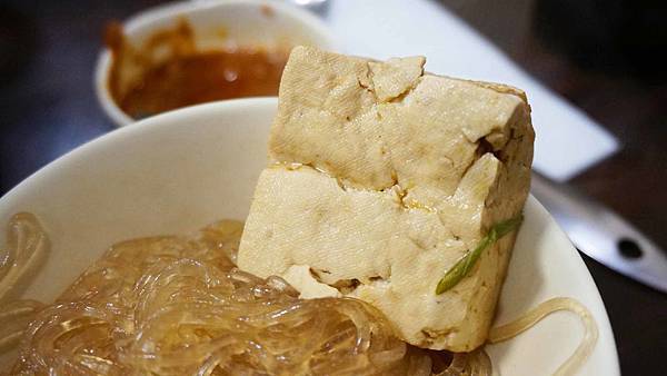 【板橋美食】梁季港式小火鍋-便宜又大份量的美味小火鍋