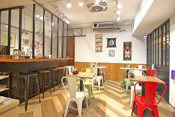 【台北美食】七見櫻堂巧克力甜點專賣店-顛覆你的想像，台灣特有食材與西式糕餅巧克力美味融合