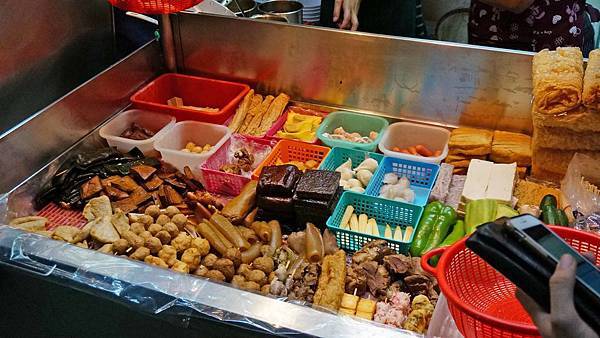 【台北美食】健康滷味-師大夜市裡的隱藏版美食!全台北最便宜的滷味 【台北美食】健康滷味-師大夜市裡的隱藏版美食!全台北最便宜的滷味