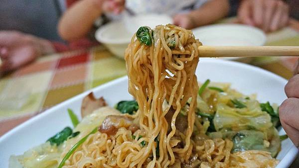 【台北美食】健康滷味-師大夜市裡的隱藏版美食!全台北最便宜的滷味 【台北美食】健康滷味-師大夜市裡的隱藏版美食!全台北最便宜的滷味