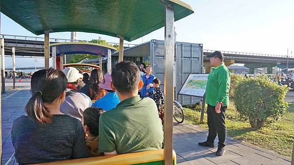 【三重景點】大都會公園希望小火車，假日限定！親子旅遊必玩小火車景點，真實體驗完整介紹，購票地點、攻略完整一次介紹