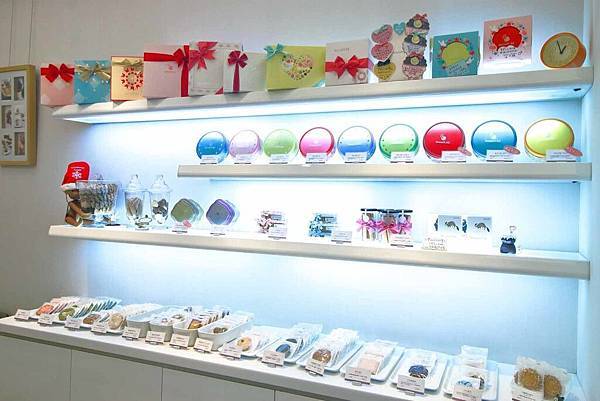 【台中美食】SweetsPURE溫感烘焙-八種不同風味的曲奇巧酥，不油不膩軟綿的美妙口感