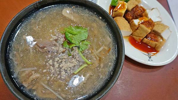 【台北美食】古意擔仔麵-比名店還要更美味的鴨肉羹麵 【台北美食】古意擔仔麵-比名店還要更美味的鴨肉羹麵