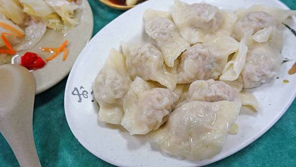 【板橋美食】來來水餃-隱身在市場巷弄裡的超高評價水餃店 【板橋美食】來來水餃-隱身在市場巷弄裡的超高評價水餃店