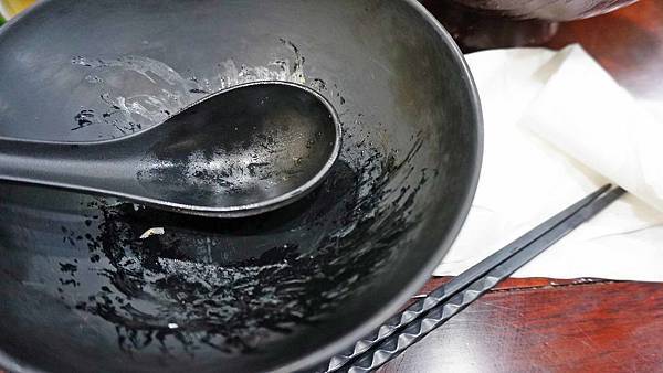 【台北美食】誠記原汁排骨湯-24小時營業的美味又好吃的大骨湯美食