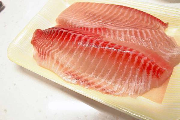 【輕鬆料理零失敗!】氣炸鍋威靈頓鯛魚排與薑絲豆腐魚湯!漁業署與全聯福利中心合作推廣國產水產,新鮮美味不必等! 【輕鬆料理零失敗!】氣炸鍋威靈頓鯛魚排與薑絲豆腐魚湯!漁業署與全聯福利中心合作推廣國產水產,新鮮美味不必等!