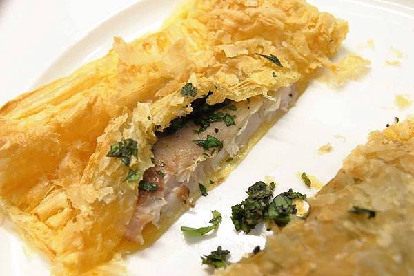 【輕鬆料理零失敗!】氣炸鍋威靈頓鯛魚排與薑絲豆腐魚湯!漁業署與全聯福利中心合作推廣國產水產,新鮮美味不必等! 【輕鬆料理零失敗!】氣炸鍋威靈頓鯛魚排與薑絲豆腐魚湯!漁業署與全聯福利中心合作推廣國產水產,新鮮美味不必等!