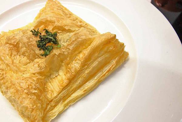 【輕鬆料理零失敗!】氣炸鍋威靈頓鯛魚排與薑絲豆腐魚湯!漁業署與全聯福利中心合作推廣國產水產,新鮮美味不必等! 【輕鬆料理零失敗!】氣炸鍋威靈頓鯛魚排與薑絲豆腐魚湯!漁業署與全聯福利中心合作推廣國產水產,新鮮美味不必等!