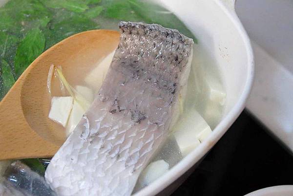 【輕鬆料理零失敗!】氣炸鍋威靈頓鯛魚排與薑絲豆腐魚湯!漁業署與全聯福利中心合作推廣國產水產,新鮮美味不必等! 【輕鬆料理零失敗!】氣炸鍋威靈頓鯛魚排與薑絲豆腐魚湯!漁業署與全聯福利中心合作推廣國產水產,新鮮美味不必等!