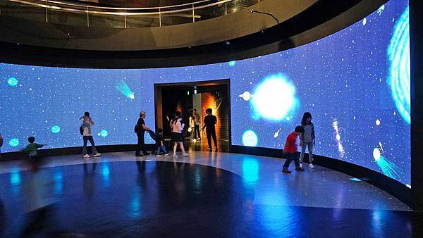 【台北景點】臺北市立天文科學教育館-有如置身在宇宙般的好玩室內親子景點 【台北景點】臺北市立天文科學教育館-有如置身在宇宙般的好玩室內親子景點