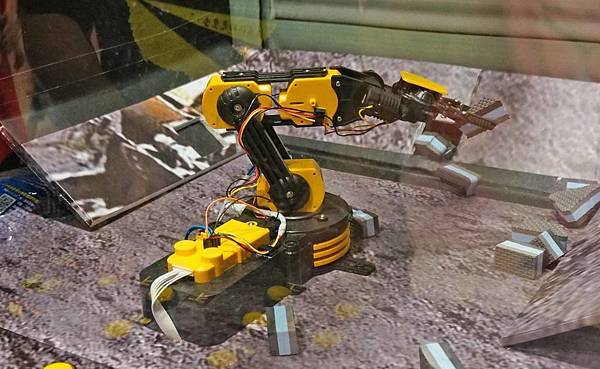 【台北景點】臺北市立天文科學教育館-有如置身在宇宙般的好玩室內親子景點 【台北景點】臺北市立天文科學教育館-有如置身在宇宙般的好玩室內親子景點