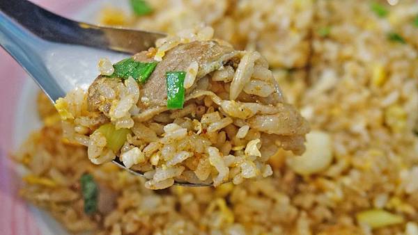 【桃園美食】鴨血達人美味坊-讓人讚不絕口的羊肉炒飯 【桃園美食】鴨血達人美味坊-讓人讚不絕口的羊肉炒飯