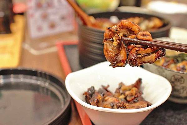 【台北美食】三河屋-新加坡米其林必比登推薦!現殺現烤的備長炭鰻魚飯三吃 【台北美食】三河屋-新加坡米其林必比登推薦!現殺現烤的備長炭鰻魚飯三吃